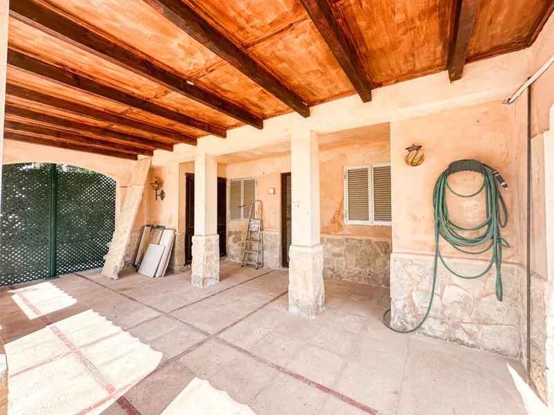 Unique investment! House plus two apartments on the beachfront — photo 6