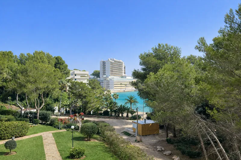 Modern Apartment Facing the Sea with Direct Beach Access in Cala Vinyes Mas — photo 3