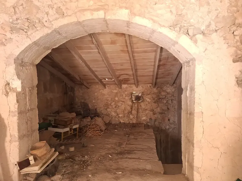 Discover the charm of this village house in the heart of Vilafranca! Located on one of the most picturesque streets of the town, this — photo 10