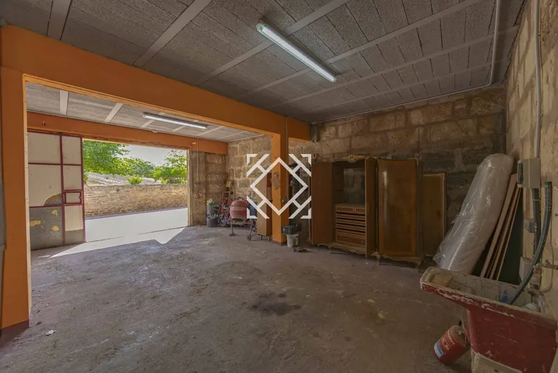 House with great potential for renovation for sale in Alcudia, Mallorca. — photo 5