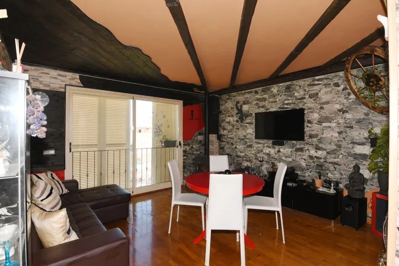 Apartment with communal swimming pool and private garage in Campos — photo 8