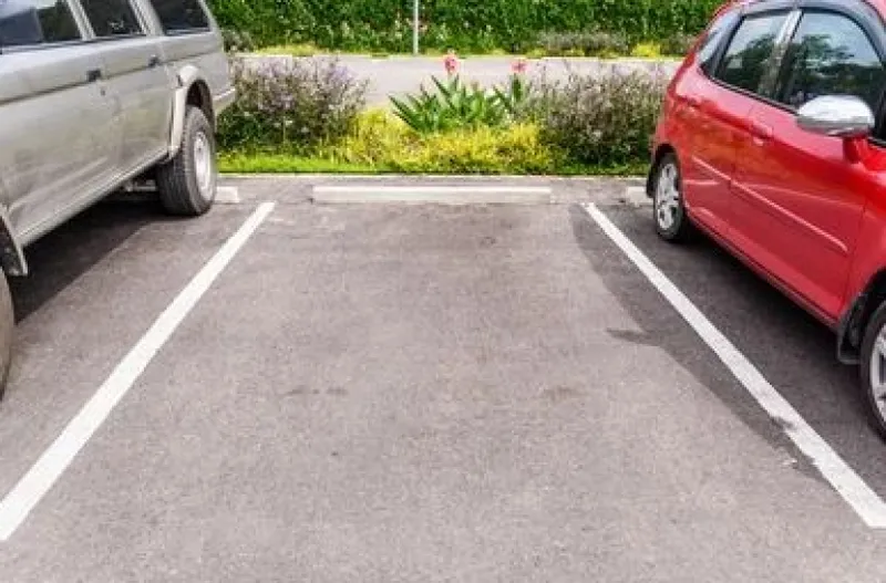 Uncovered parking space in Son Caliu — photo 1
