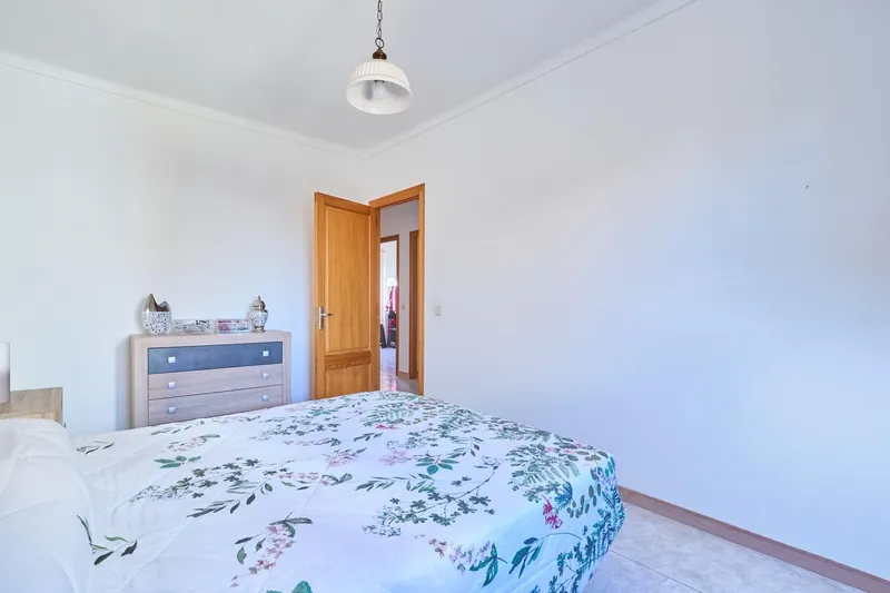 Magnificent estate of 2 homes of 108 m2 each plus attic and garages in Cala Morlanda — photo 10