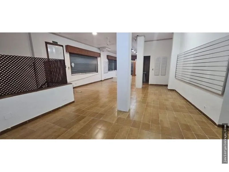 Rental of premises on Calle del Mercadal — photo 9