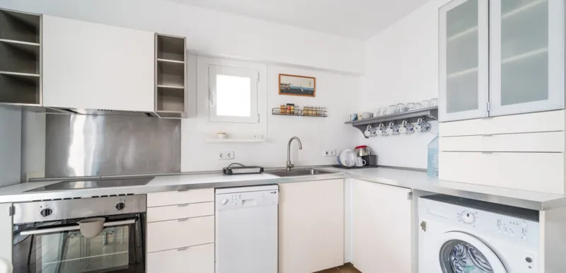 Reformed apartment with balcony in Colonia de Sant Jordi · 3 bedrooms — photo 8