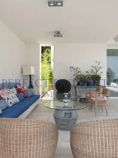 Luxury big home with sea view and walking distance to the sea — photo 11