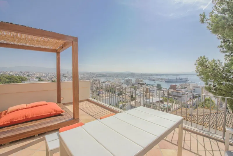 Villa for sale in Cort, Palma de Mallorca, Mallorca — photo 1
