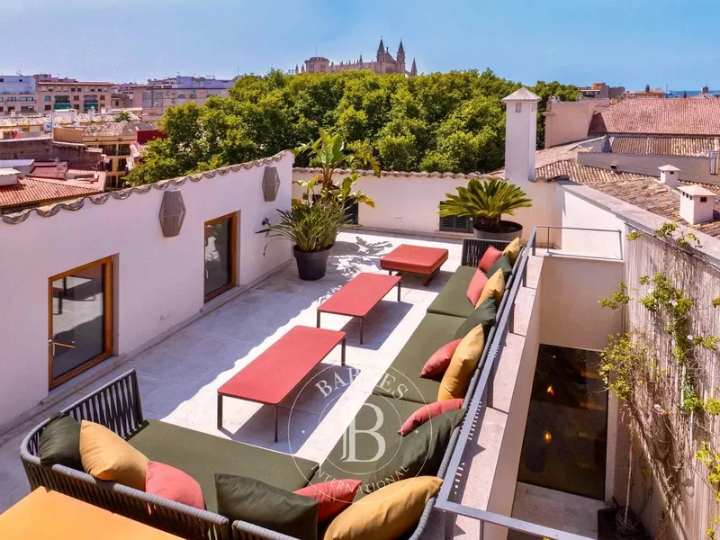 Luxury Triplex Penthouse in Historic Palma Palace with Harbor Views and Rooftop Terrace — photo 1