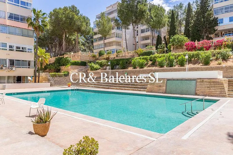 Lovely two bedroom apartment with community pool — photo 1