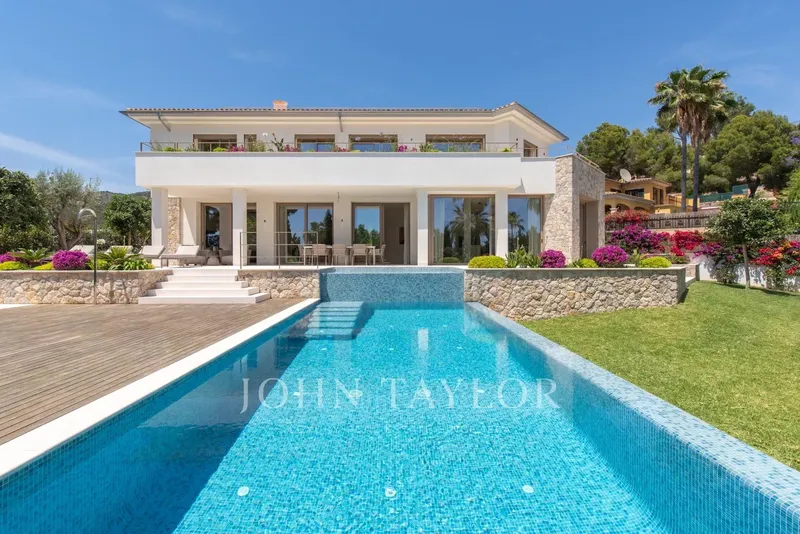 Sale Villa Bendinat — photo 1