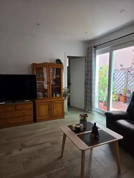 techo libre. Gran terraza, muy tranquila la zona, con todos los servicios a mano y 5 minutos autopista, y 5 minutos centro palma — photo 6