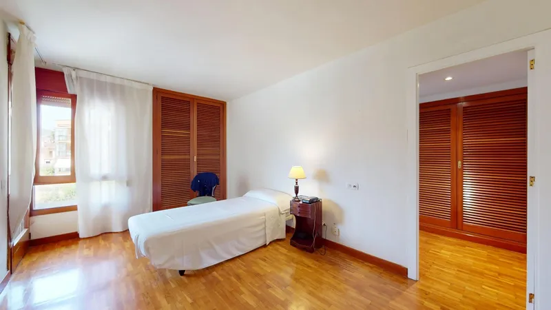 Exclusive property in Son Rapinya, in a private urbanization with pool — photo 9