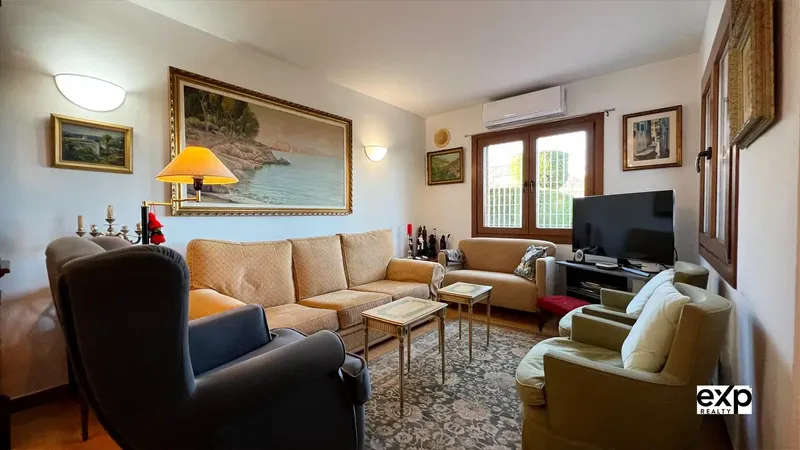 Semi-detached house in Valldemossa, ideal for those seeking a comfortable home full of charm and surrounded by nature. Located in a residential area — photo 4