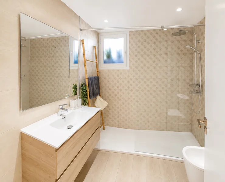Modern Ground-Floor Apartment with a Private Garden in a Contemporary Residential Complex in Palmanova — photo 11