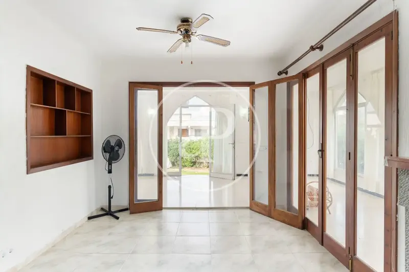 Casa con jardín en venta en Carrer Botafoc — photo 6