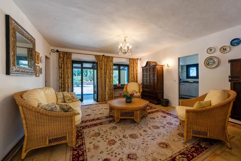 Authentic finca with large garden and great potential in Port Andratx — photo 5