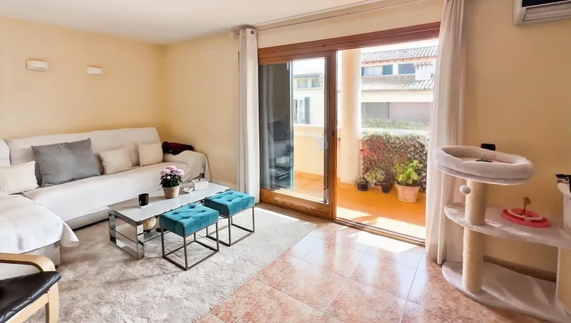 Spectacular spacious and bright apartment with mountain views — photo 2