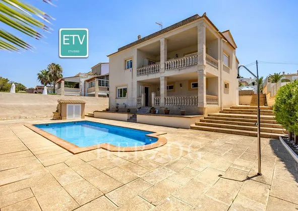 Detached house in CL Churruca, Badia Blava-Badia Gran-Tolleric, Llucmajor — photo 1