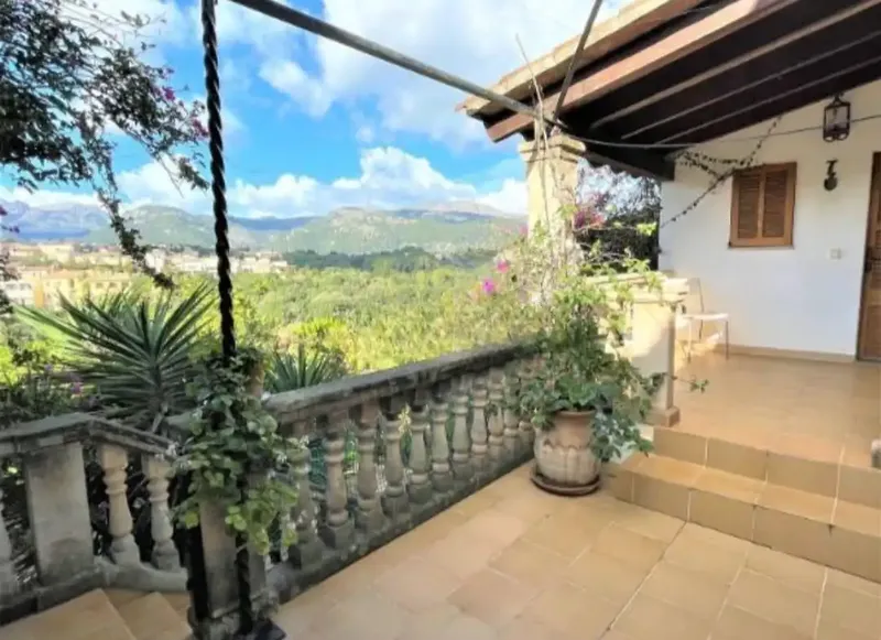 Nestled in the charming surroundings of Campanet, this magnificent detached house offers the perfect balance between tranquility, space — photo 5