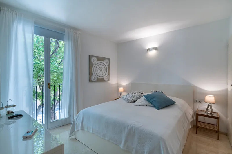 Fantastic one-bedroom apartment in sought-after location near Jaime III — photo 5