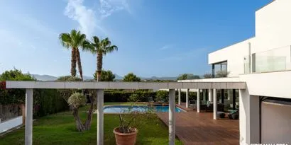Real estate picture 0 Ref. No. 84013 — photo 9