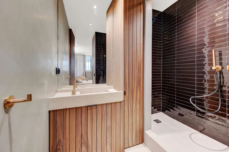Exclusive apartment with sea views in sought-after residential complex in Portals Nous — photo 8