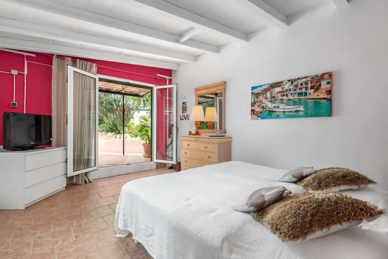 This unique finca with approx. 200 m² of living space combines traditional Mallorcan style with attractive appreciation potential — photo 9