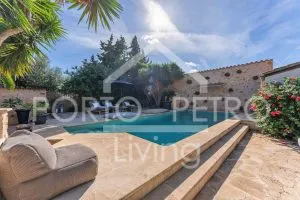 Ref. PRO233 – Village house with a beautifully landscaped garden, large pool and garage near Santanyí — photo 8