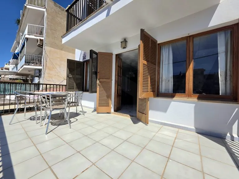 Independent house with great potential and sea views in El Arenal — photo 5