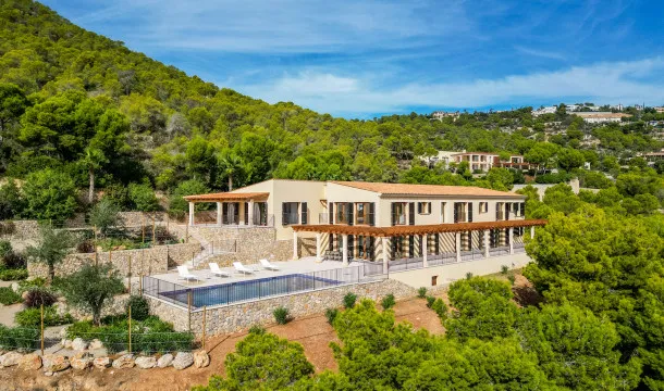 Totally private rustic finca, just minutes from the cosmopolitan Port of Andratx. — photo 8