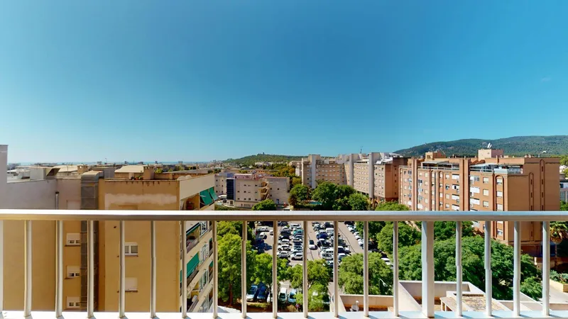 Luminoso piso con terraza y espectaculares vistas al mar y la montaña en Son Espanyolet, Palma — photo 12