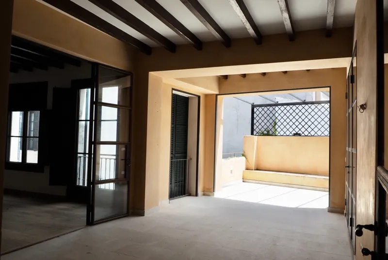 Noble floor in the heart of Palma — photo 11