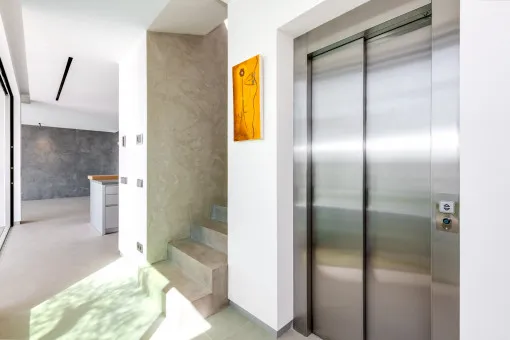 Santa Ponsa, modern villa with two pools and sea views, a short distance from Santa Ponsa beach — photo 5