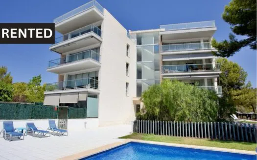 Spacious family sized penthouse apartment with lovely sea and coastal views and featuring a large, exclusive, rooftop terrace, in a sought after gated community – For Rent — photo 1