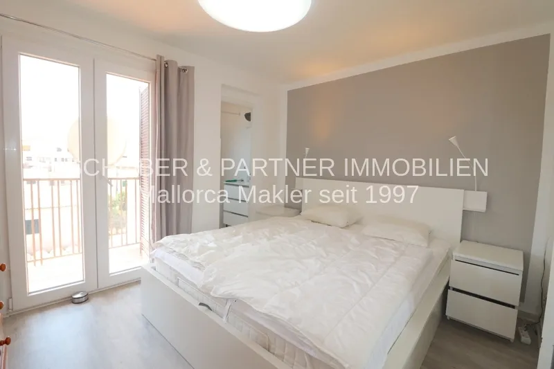 Modernized apartment in the centre — photo 8