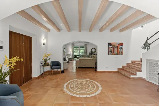 Camp de Mar, Exclusive villa in Camp de Mar with pool and sea views and absolute privacy — photo 7