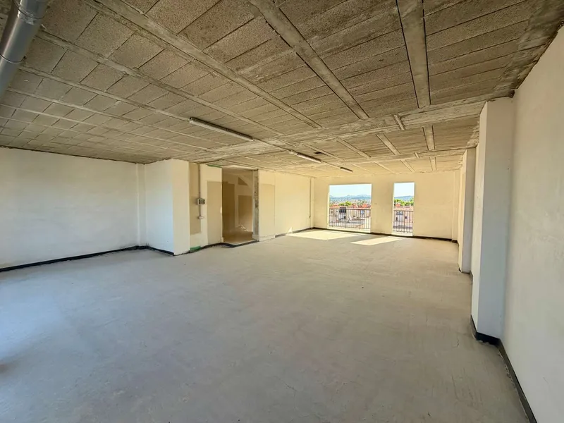 491m² multi-family house with roof terrace for sale; shell construction — photo 11