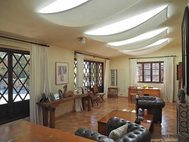Rustic finca in S'Alqueria Blanca — photo 9