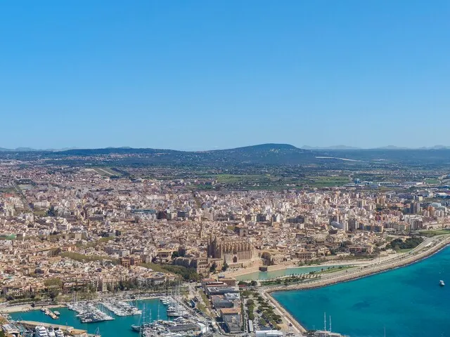 Development of 3 townhouses for sale in Pòrtol, near Palma, Mallorca — photo 12