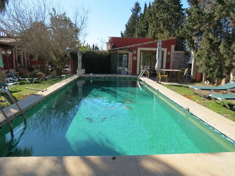Finca with 6 bedrooms, 3 guest houses and holiday rental license, near Llucmajor — photo 1