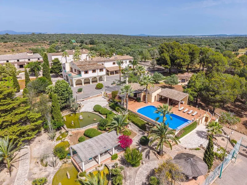 Rural or Farmhouse in Santanyí, Province of Balearic Islands — photo 1