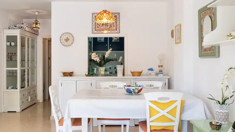 Excelente oportunidad de inversión en la zona de San Agustín, un apartamento a reformar ubicado en la parte elevada de la zona, dentro de un — photo 5