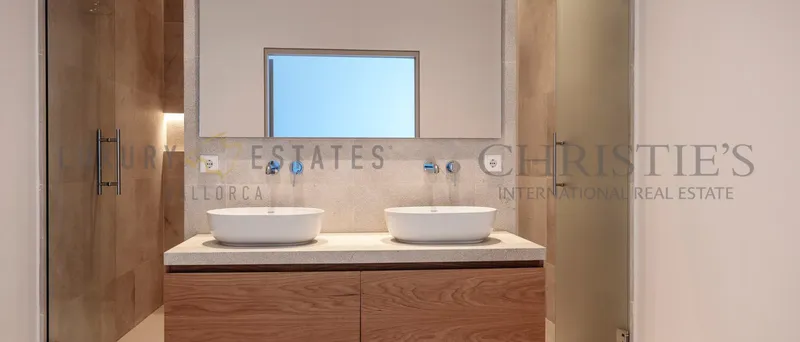 Modern new villa in Costa d'en Blanes with beautiful sea views — photo 10