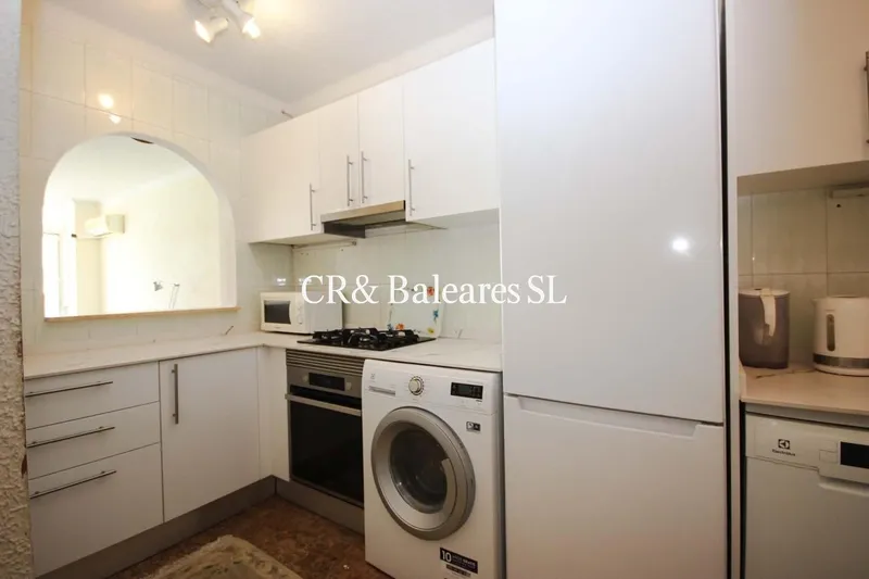 Great front-line to sea apartment — photo 3