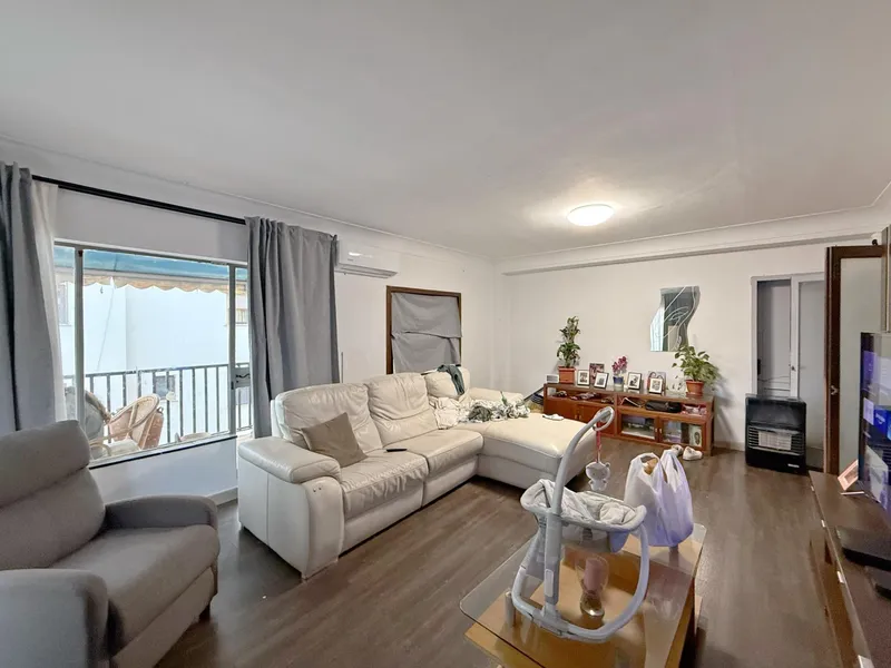 Apartment — photo 1