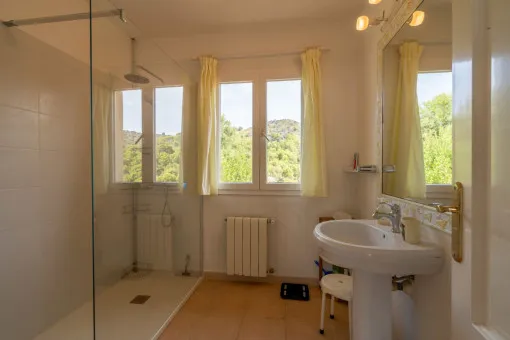 Puerto Alcudia, luxury property with impressive panoramic sea views on the Alcanada golf course, overlooking the bay of Alcudia — photo 12