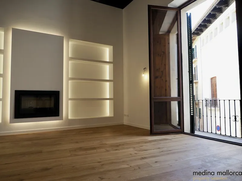 Luxury duplex apartment in a historic building in Palma — photo 4
