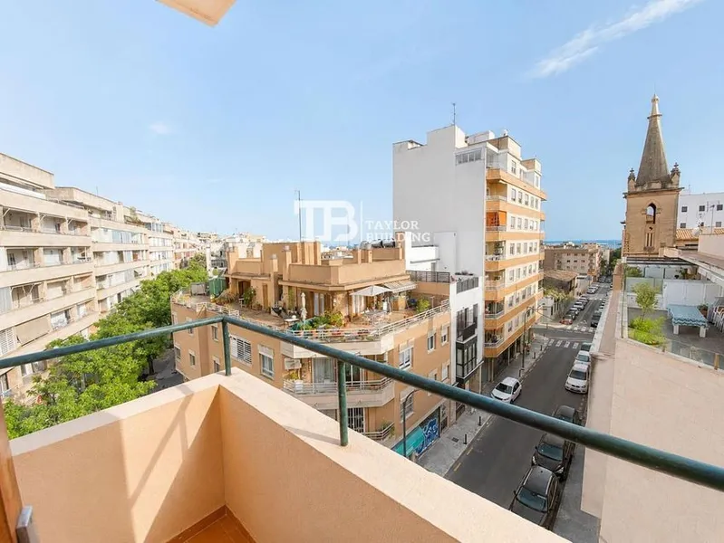 Flat / apartment in Calle de Colubí, Sta Catalina - El Jonquet, Palma de Mallorca — photo 2
