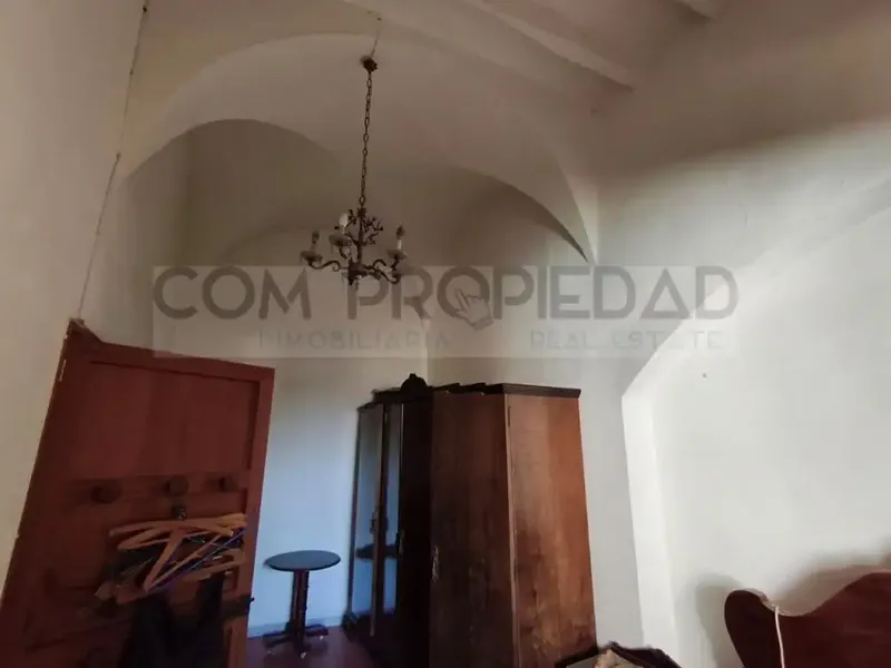 Village house with a cadastral age of 1840. It is a traditional Mallorcan house, in need of renovation, which — photo 9