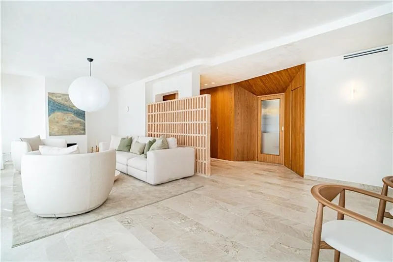 Design apartment of approximately 159 m² in the heart of Palma — photo 1
